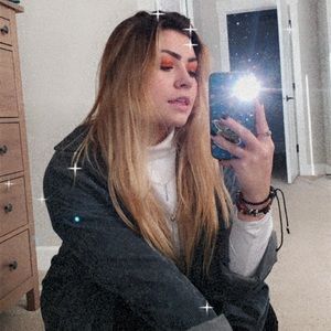 Meet your Posher, Madelynn